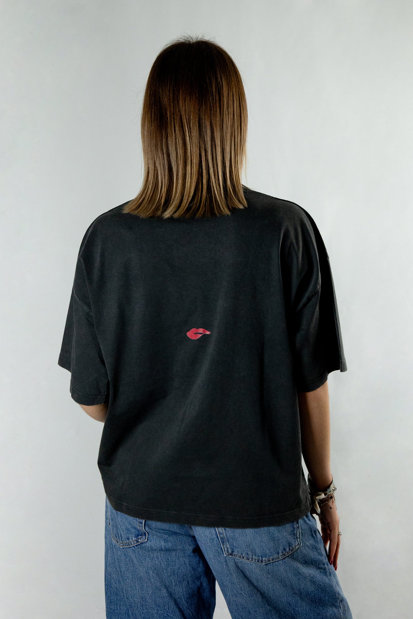 VINTAGE BLACK