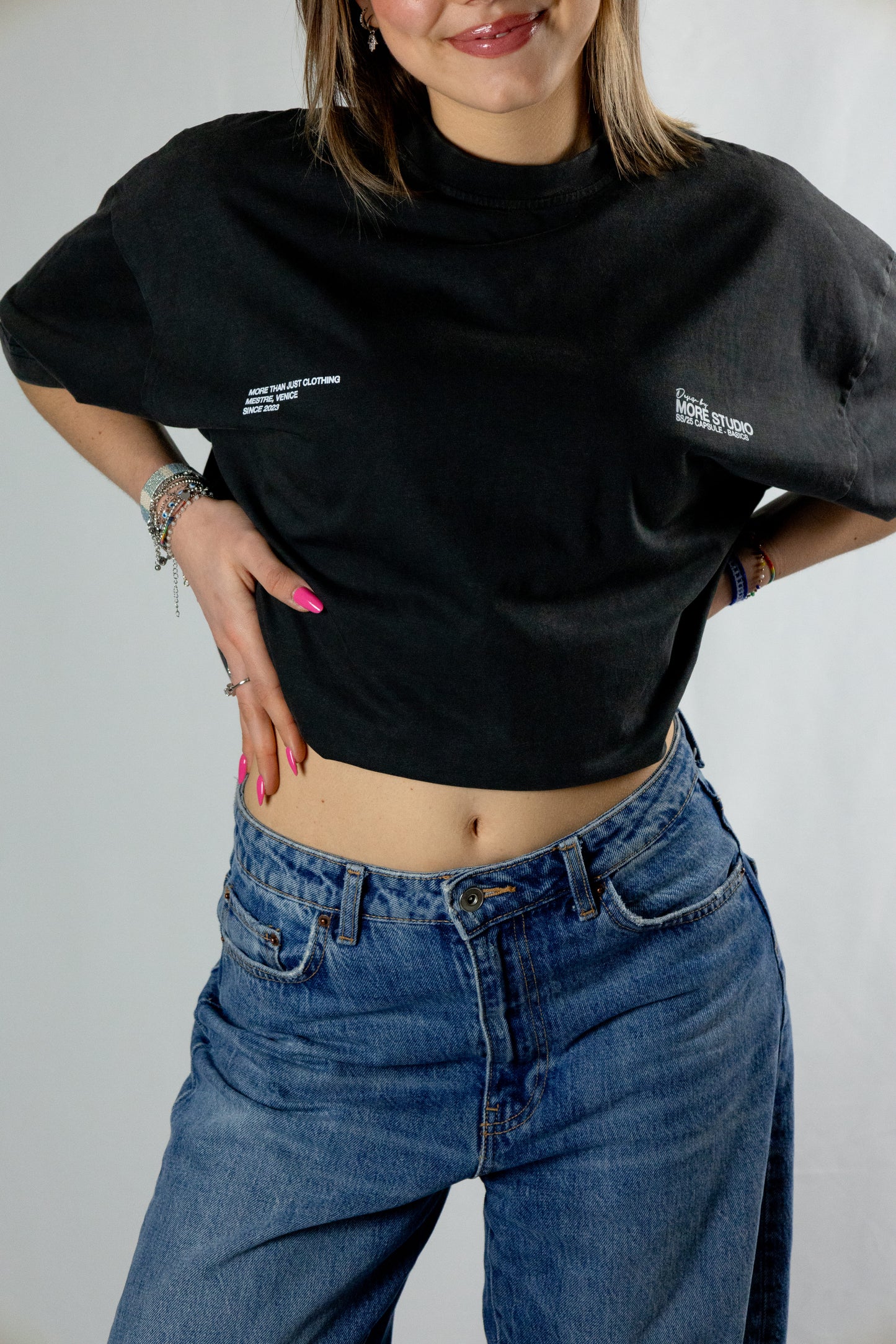 VINTAGE BLACK