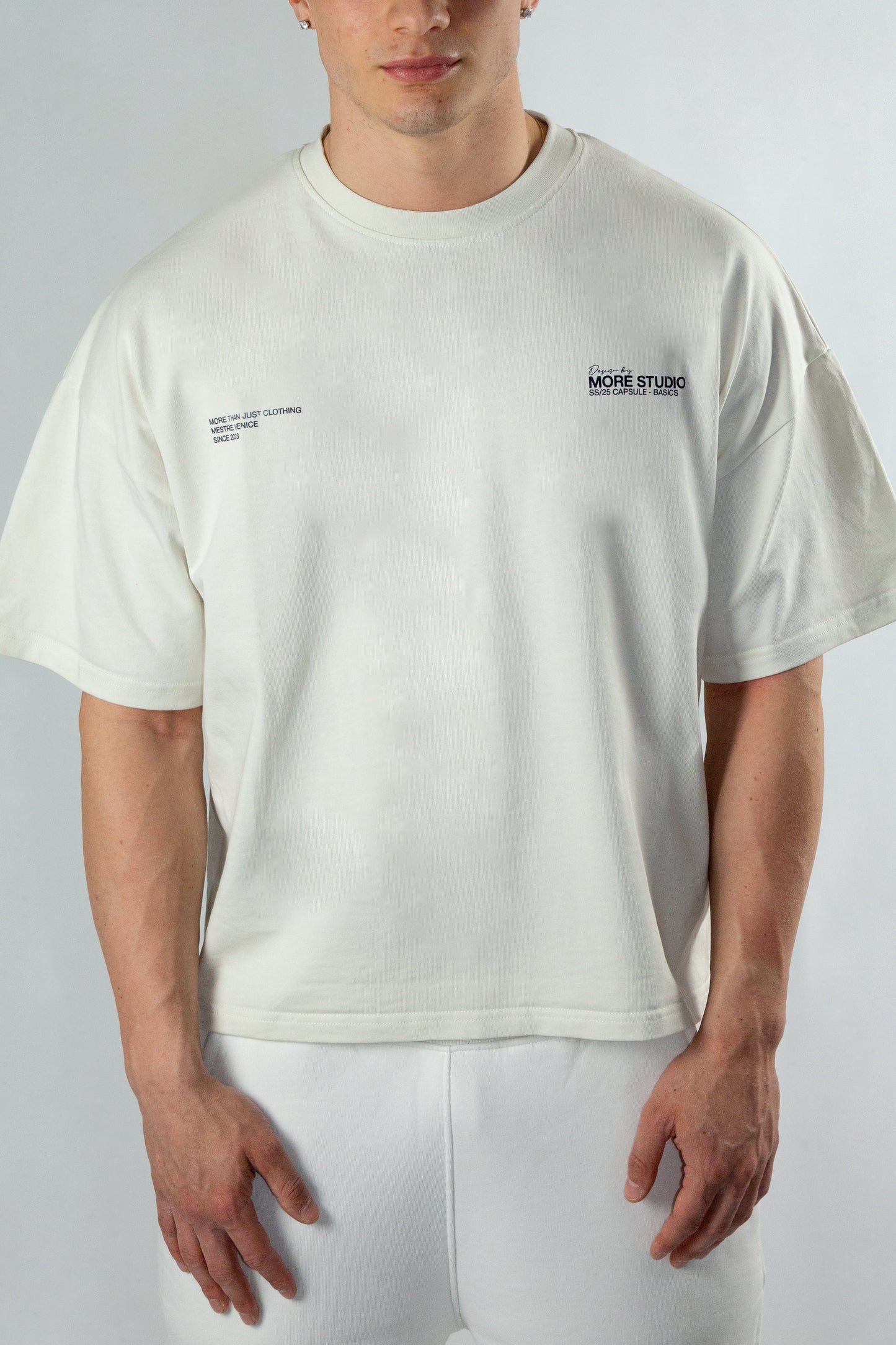 VINTAGE WHITE